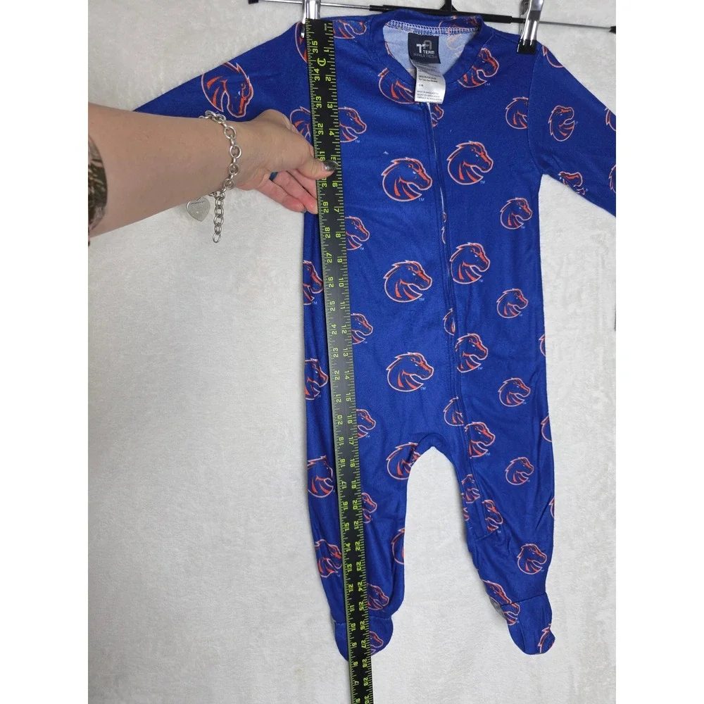 Team Athletics Boise State Broncos Infant Blue Footed Sleeper Pajamas 12M NEW